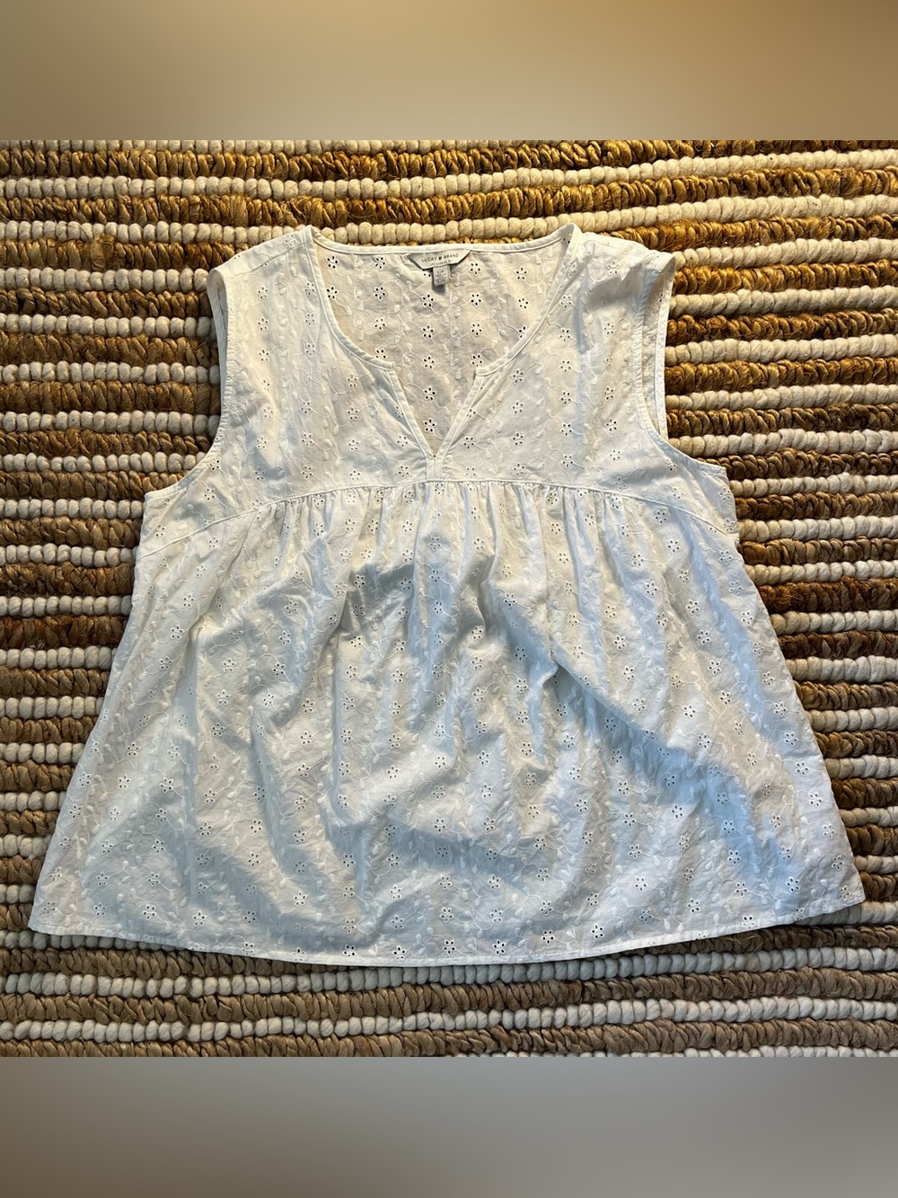 Lucky Brand White Eyelet Sleeveless flowy babydoll tank top